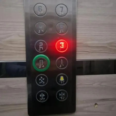 Osho Apartment *